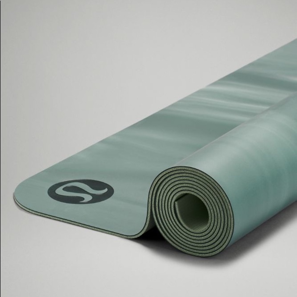 Lululemon 3mm reversible yoga mat
